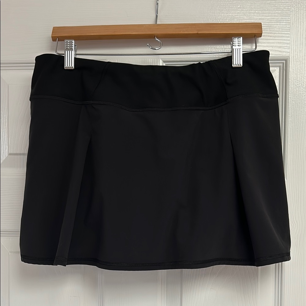 Black Joggers Skort with Pleat Detail